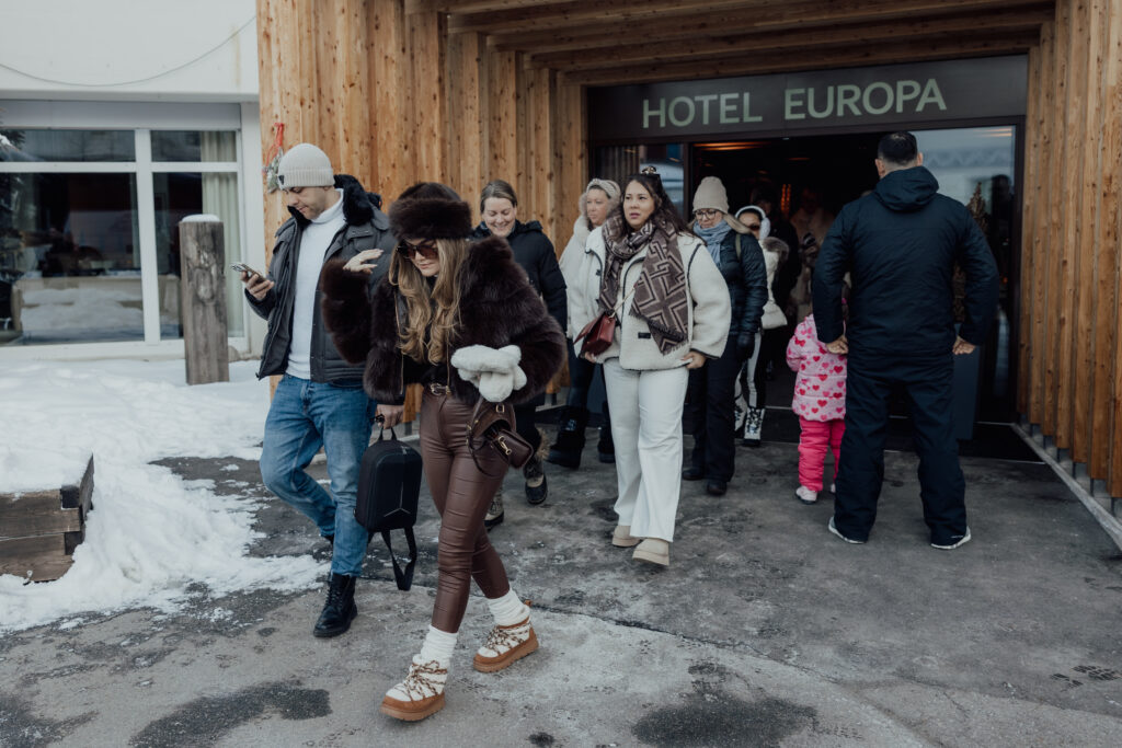 Guests are leaving the Hotel Europa