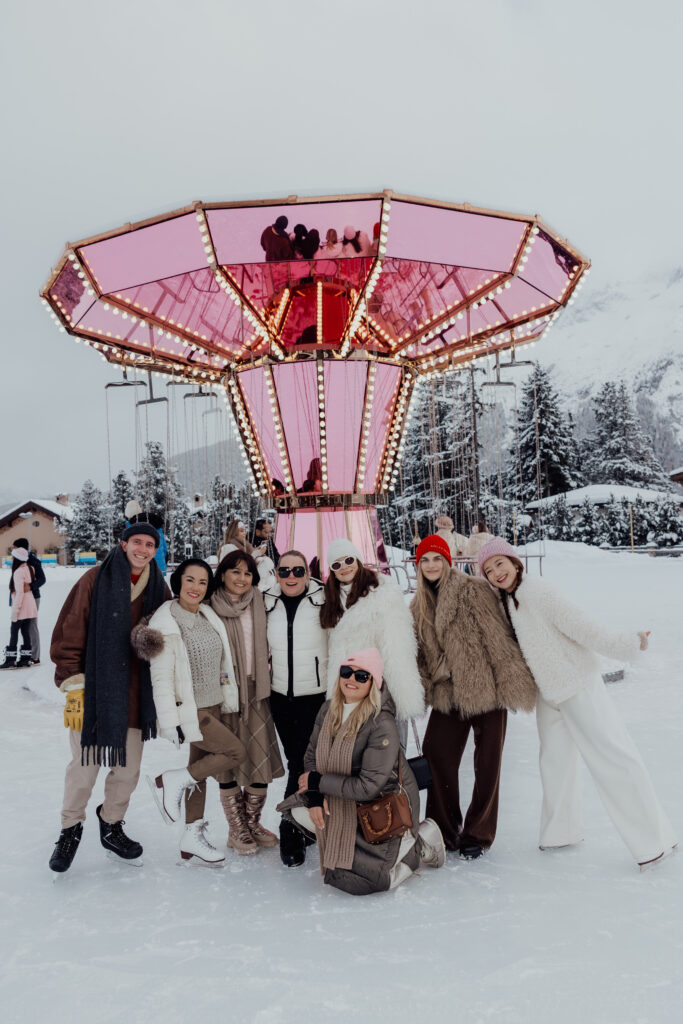 Pink Chain Carousel